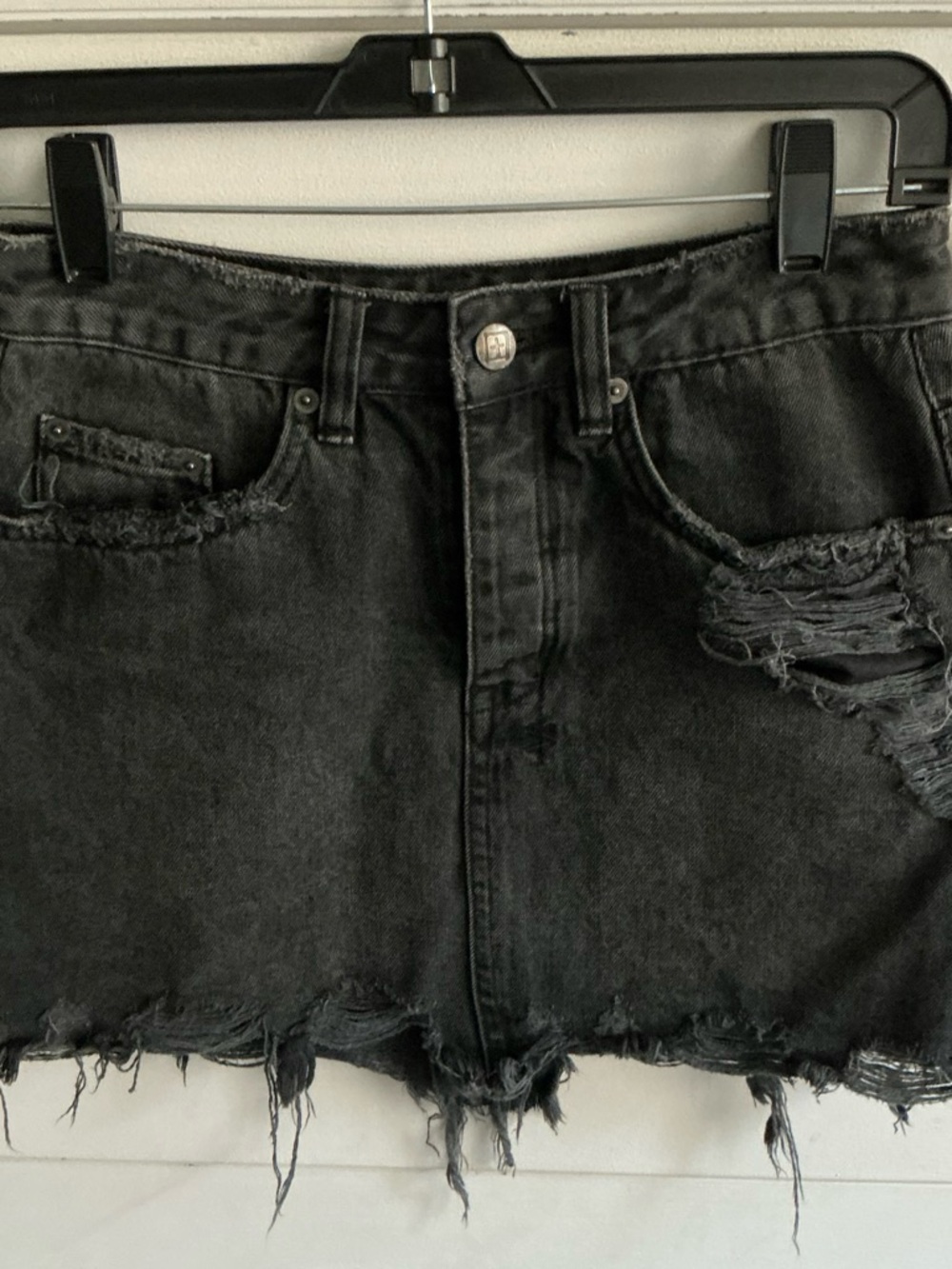 Ksubi Women's Distressed Black Denim Skirt - Stylish Frayed Hem